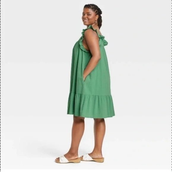 Universal Thread Women's Dress 2X Green Flutter Sleeveless Mini Ruffle Plus New - Picture 3 of 12